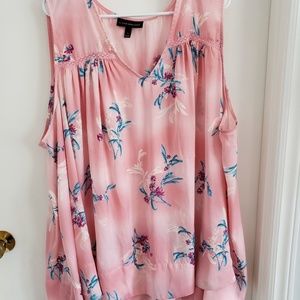 Pretty pink blouse sz 26 3x 4x